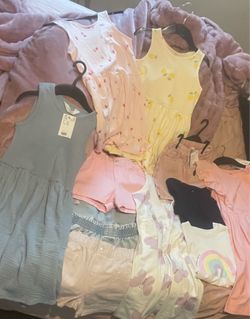 Girls clothe size 8