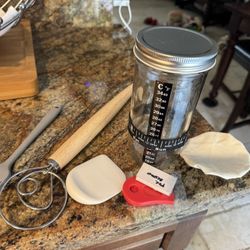 Sourdough starter kit, including 100 g of starter