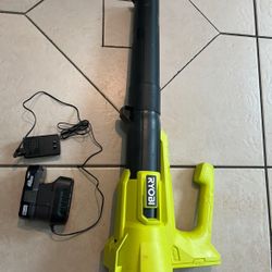 Ryobi 18V ONE+ Brushless ONE+ 18V 90 MPH 250 CFM Cordless Battery Leaf Blower