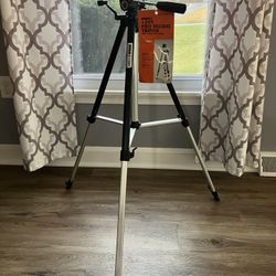 Pro Deluxe Tripod