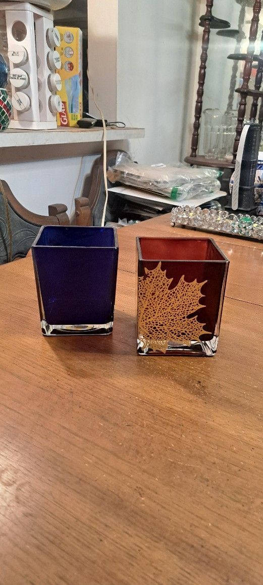 Set Of 2 Teleflora Gift Cube Vases In Lovely Amber W/Maple Leaf & Cobalt Blue 4.75"H X 4" X 4"