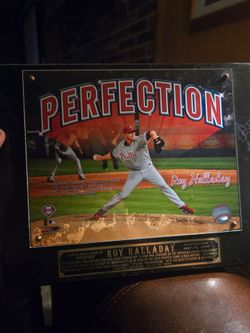 Limited edition Roy Halliday perfect game plaque