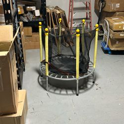 NEW 5FT Kids Trampoline with Safety Net – Blue / BLK Or Yellow / Black – Model TK010301