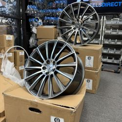 Set 4 Staggered 20x8.5 & 20x9.5 wheels for Mercedes Benz Replica Style 502 5x112