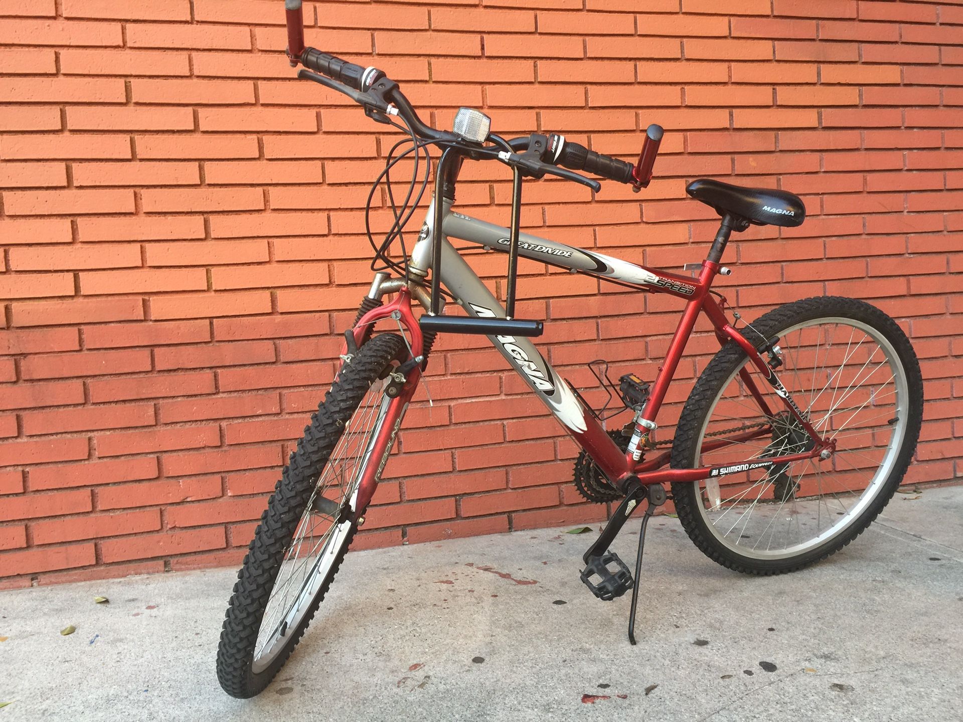 24" Magna Boys Echo Ridge Bike with front shock fork