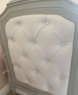 Pottery barn Blythe Crib
