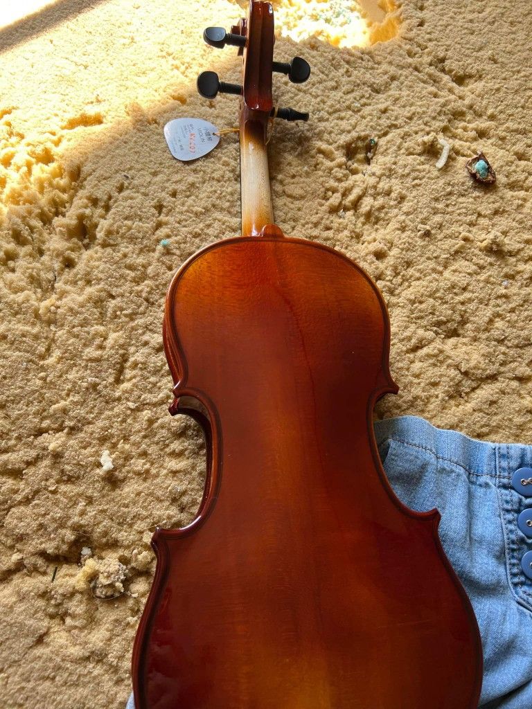 Skylark Violin