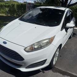 2016 Ford Fiesta