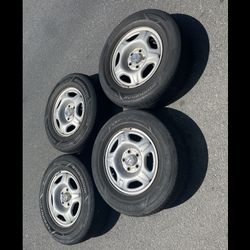 4 - 215/70r15 5x4.5 5x114.3 Stock Honda Crv Cr-v Hrv Tacoma Wheels Rims Good Treads Tires!!