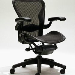 HERMAN MILLER AERON CHAOR