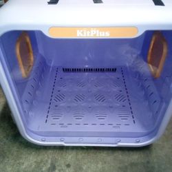 Kitplus Cat And Dog Drying System Only Been Used One Time On A Small Cat Retail For $585 Before Tax Selling For $250