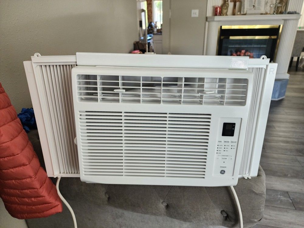 GE 6,000 BTU Window AC