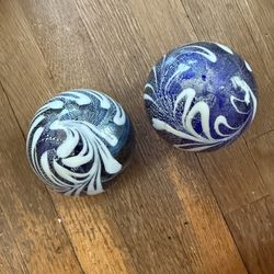 Decorative Glass Spheres / Paperweights
