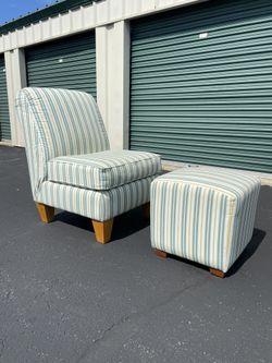 Chair with Ottoman