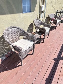 Outdoor patio furniture