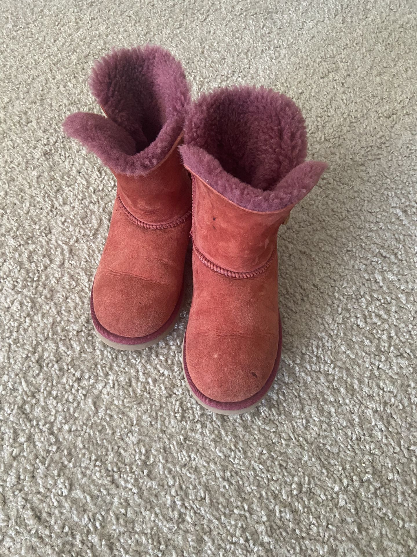 Ugg Boots Size 3 Girls…
