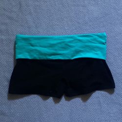 Low-rise Fold-over y2k Yoga Shorts