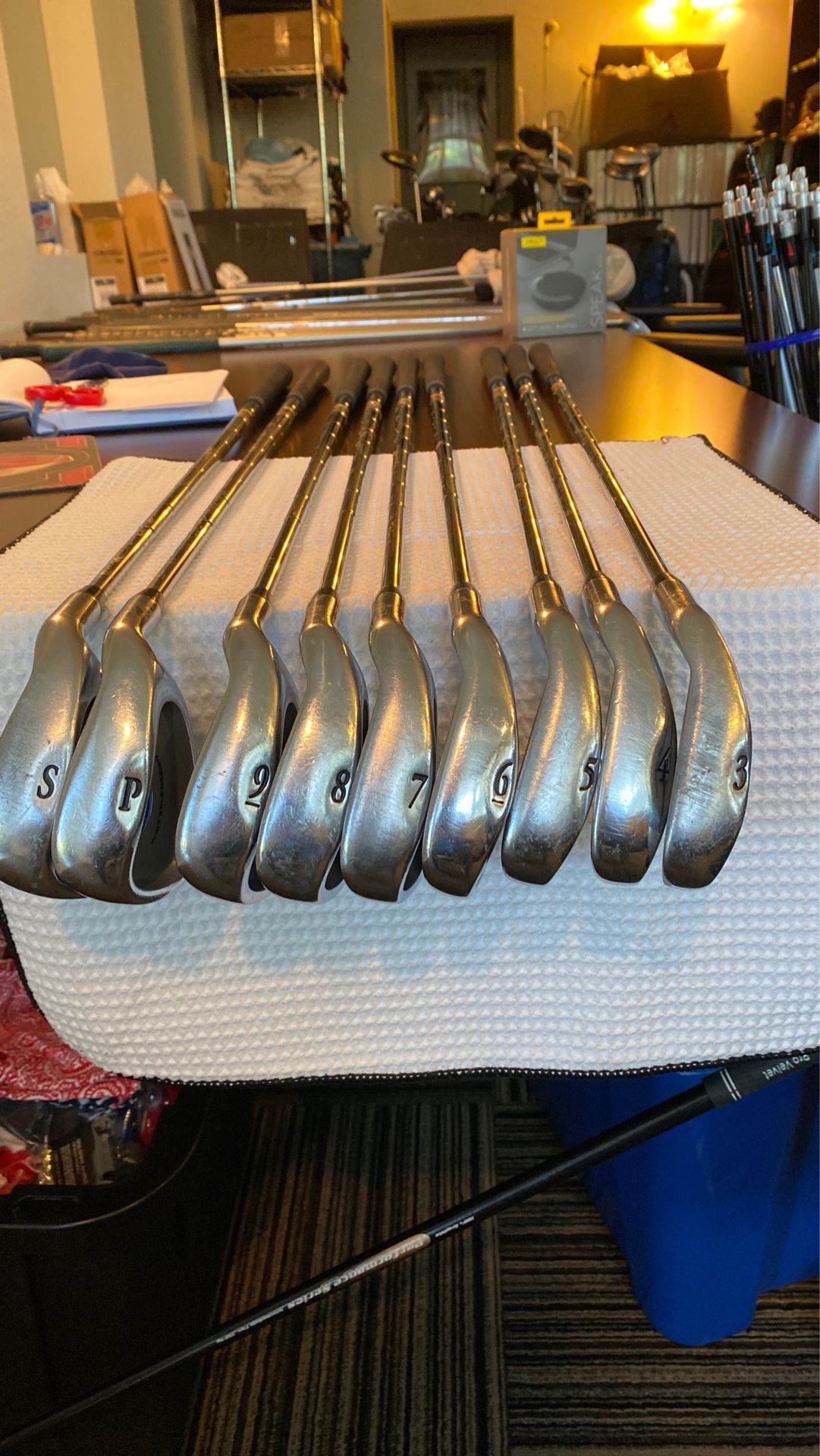 Full set and bag - Knight Electra golf clubs