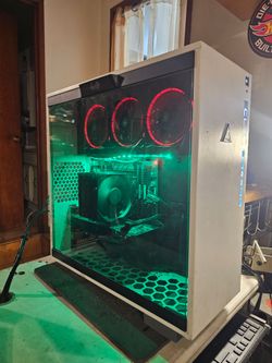 Gaming PC. Intel-i9-XTREME-CPU. 32GB Ram.  1TB SSD. GPU: GTX
