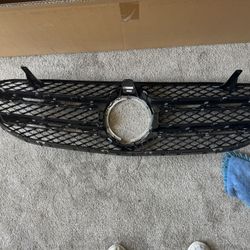 Mercedes Benz GLC300 OEM Front Grille 