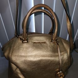 Michael Kors Used Gold Purse / Bolsa Usada