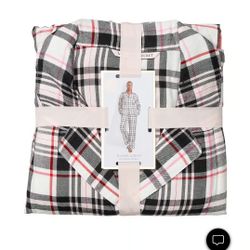 New Victoria Secret Flannel Pj Set Size XXL 