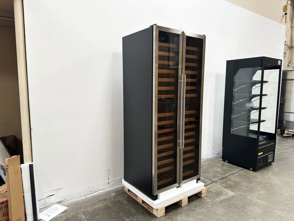 255 Bottles Dual Zone Wine Cooler refrigerator NSF USF-328DD