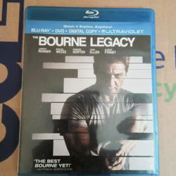 BOURNE  LEGACY (2012)