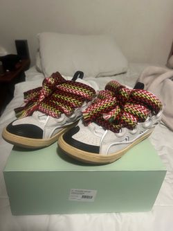 Lanvin curb