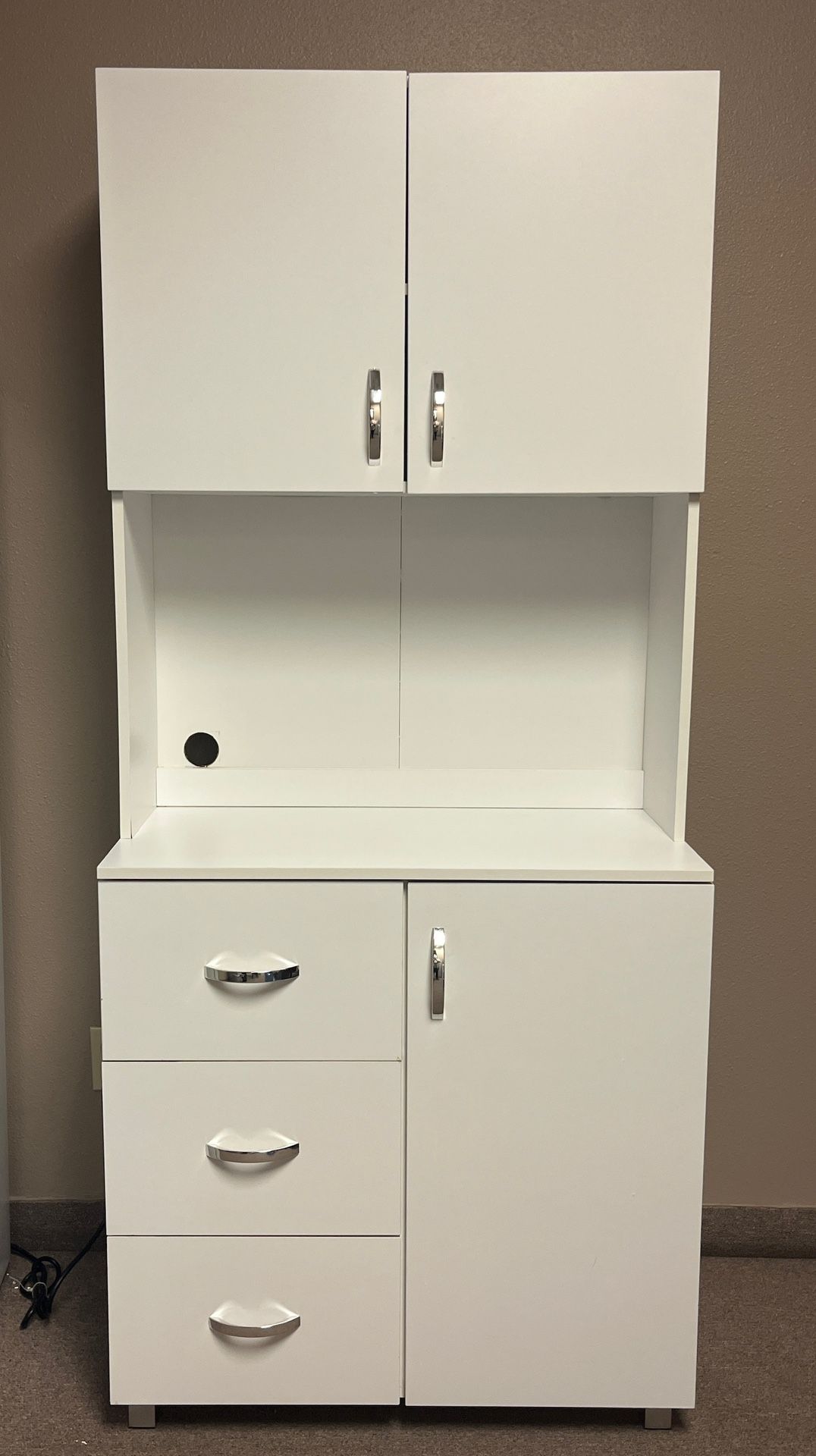 Freestanding Kitchen Buffet with Hutch by Homcom - Pre-Owned