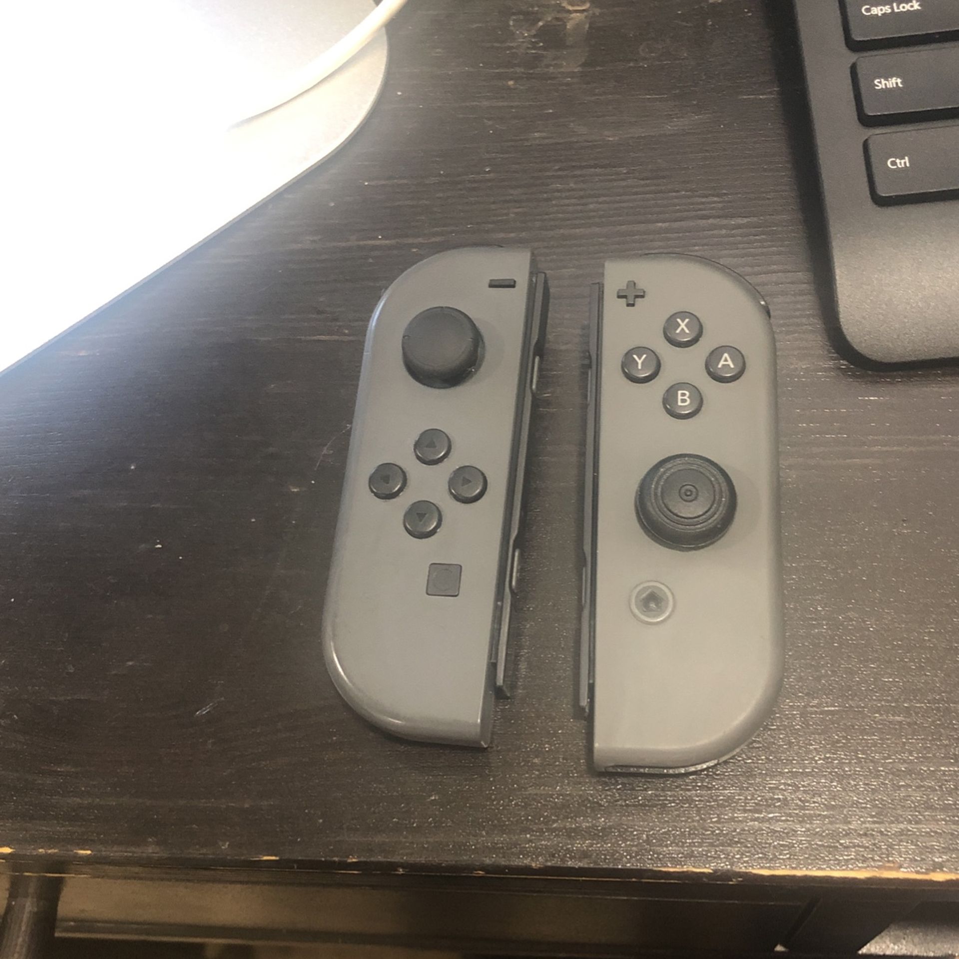 Original Nintendo Switch Joycons