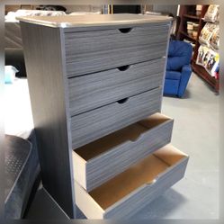 5 Drawer Dresser 