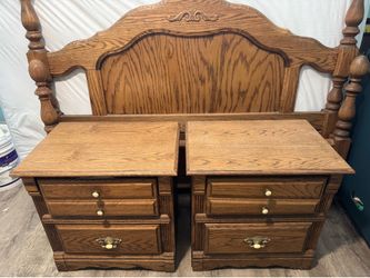 Oak queen size bedroom set