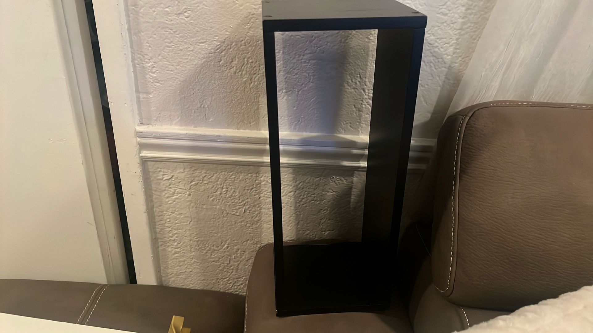 Black square box shelves for wall