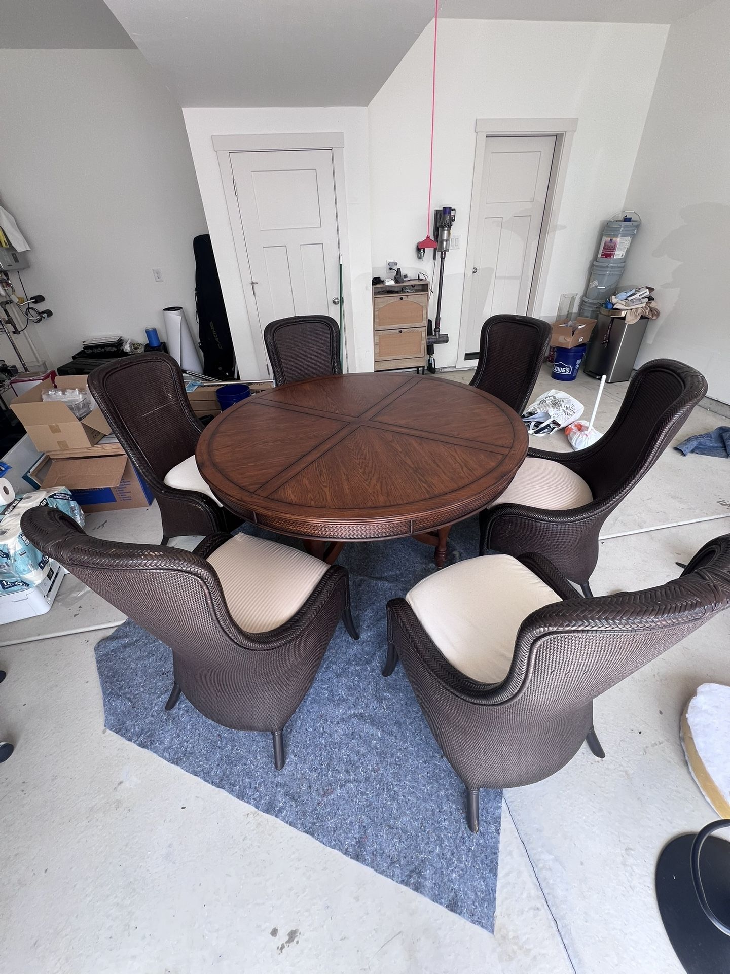 Kuliwood And Leather Table And 6 Chairs