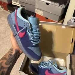 Run The Jewels x Dunk Low SB ‘4/20’