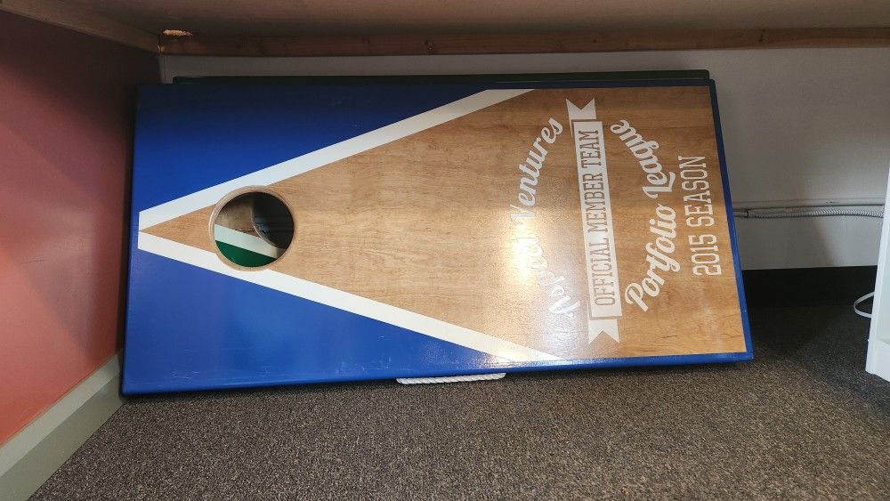 Premium Wooden Cornhole Set