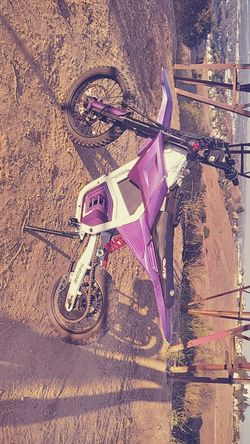 Purple and white strike shadow 48v