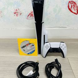 PlayStation 5 Slim - 1 TB Disc Version , Bonus 1 Game NBA 2K21 ( Used Very New )