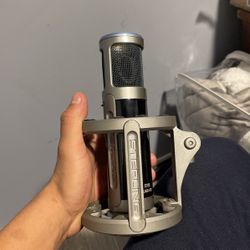 Sterling ST155 Microphone