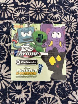 2026 Topps Chrome® VeeFriends - Mega Box