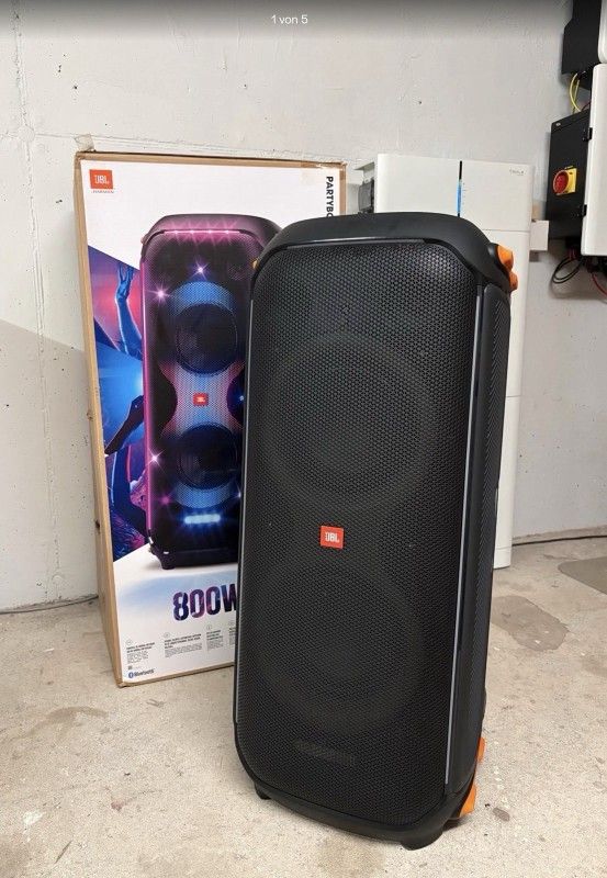 JBL PartyBox 710 Bluetooth Speaker 