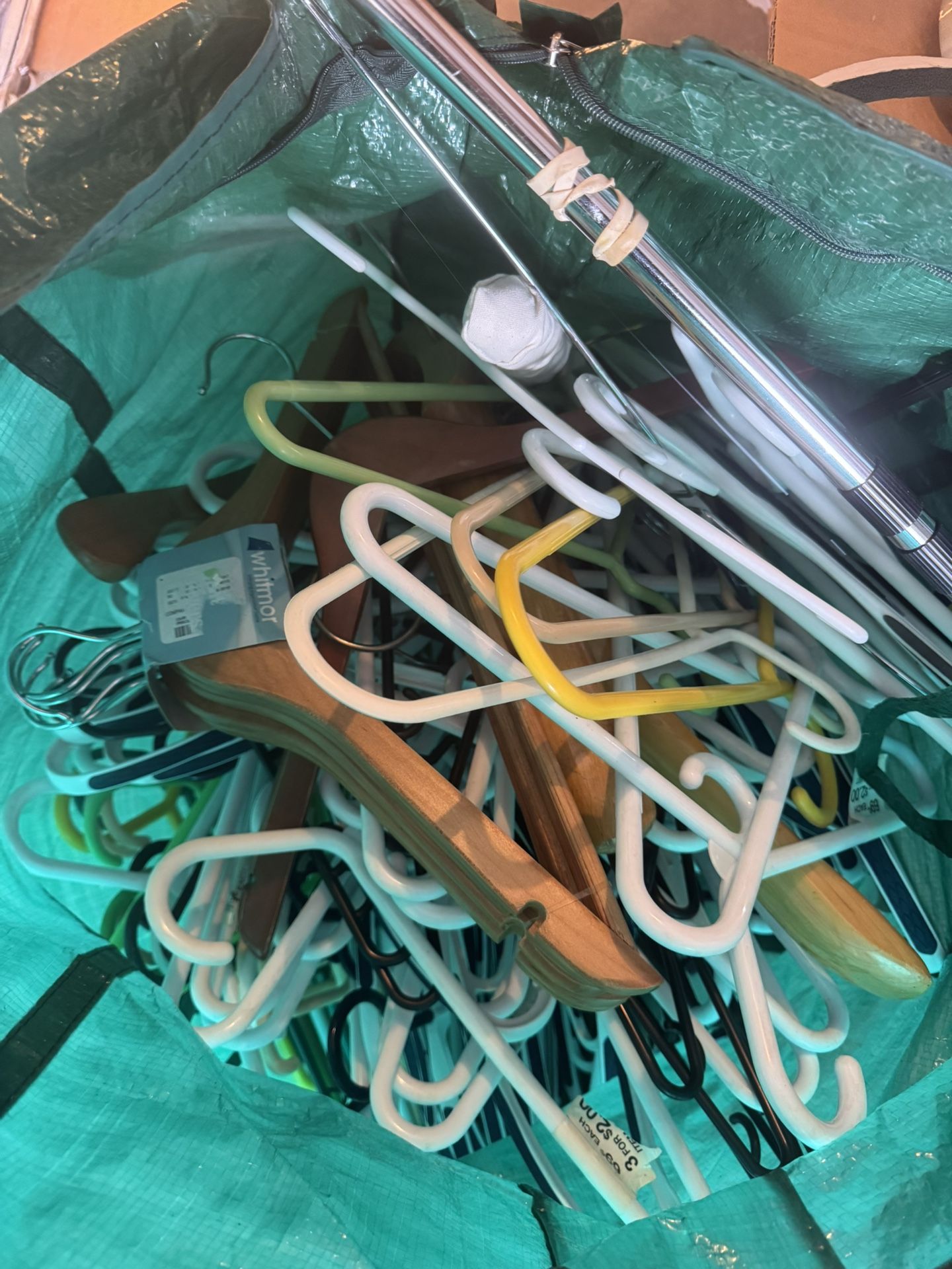 Clothes Hangers 