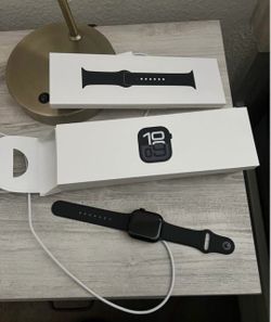Apple Watch with case series 10 +gps