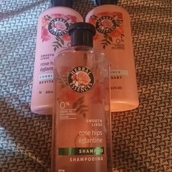 HERBAL ESSENSE ROSE HIPS