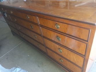 VINTAGE Drexel HERITAGE COLLECTION BURLWOOD DRESSER BRASS  