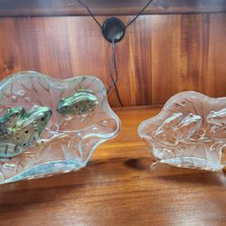 3D Reversed Etched Crystal Glass Frog!
