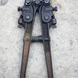 Vintage HPK  CUTTERS