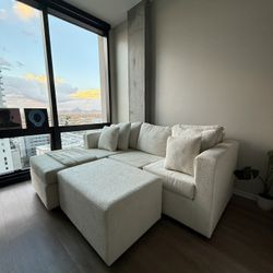 Modern Ivory Sectional Couch – Like New! 🛋️ 
