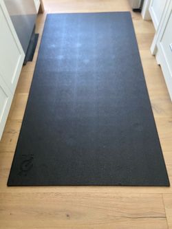 Peloton mat